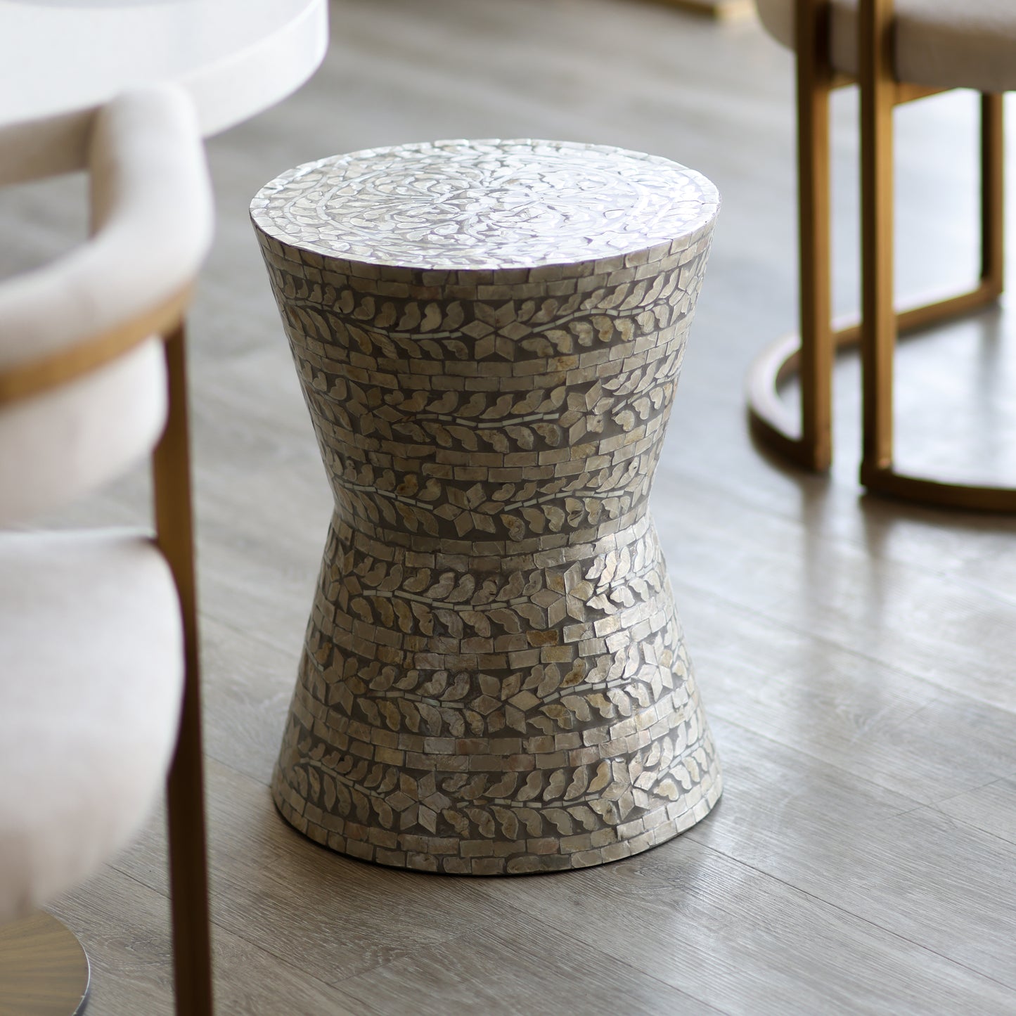 Birch capiz stool