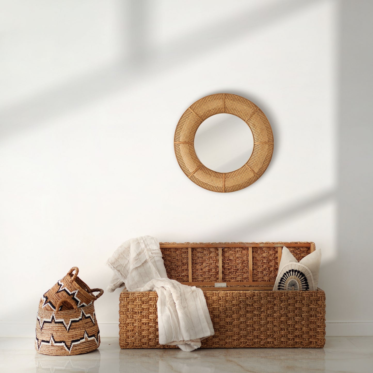 Round rattan wall mirror