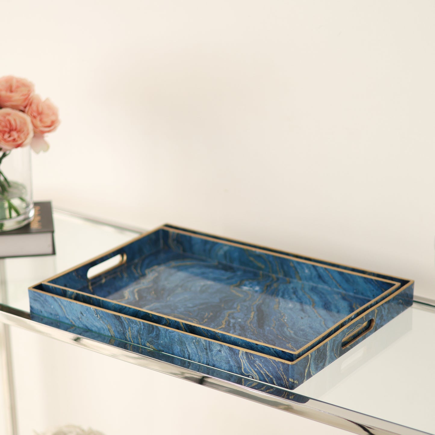 Set of 2 Blue marble effect trays