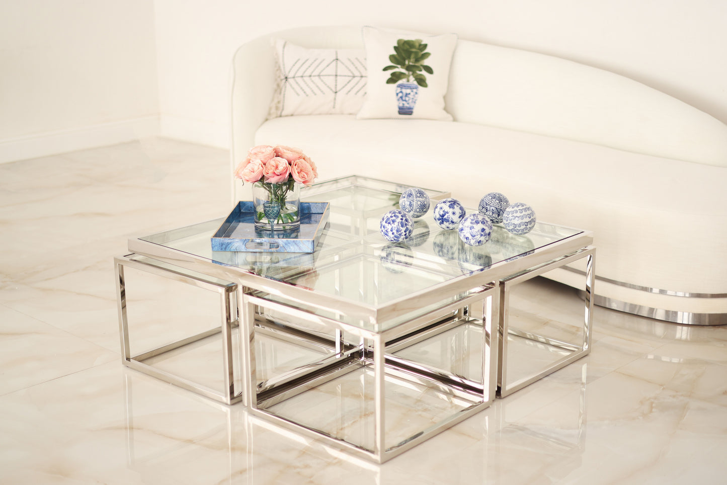 Set of 5 Glass coffee tables