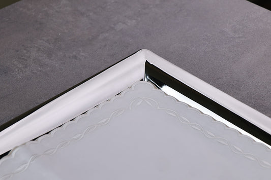 Tray mat embroidered