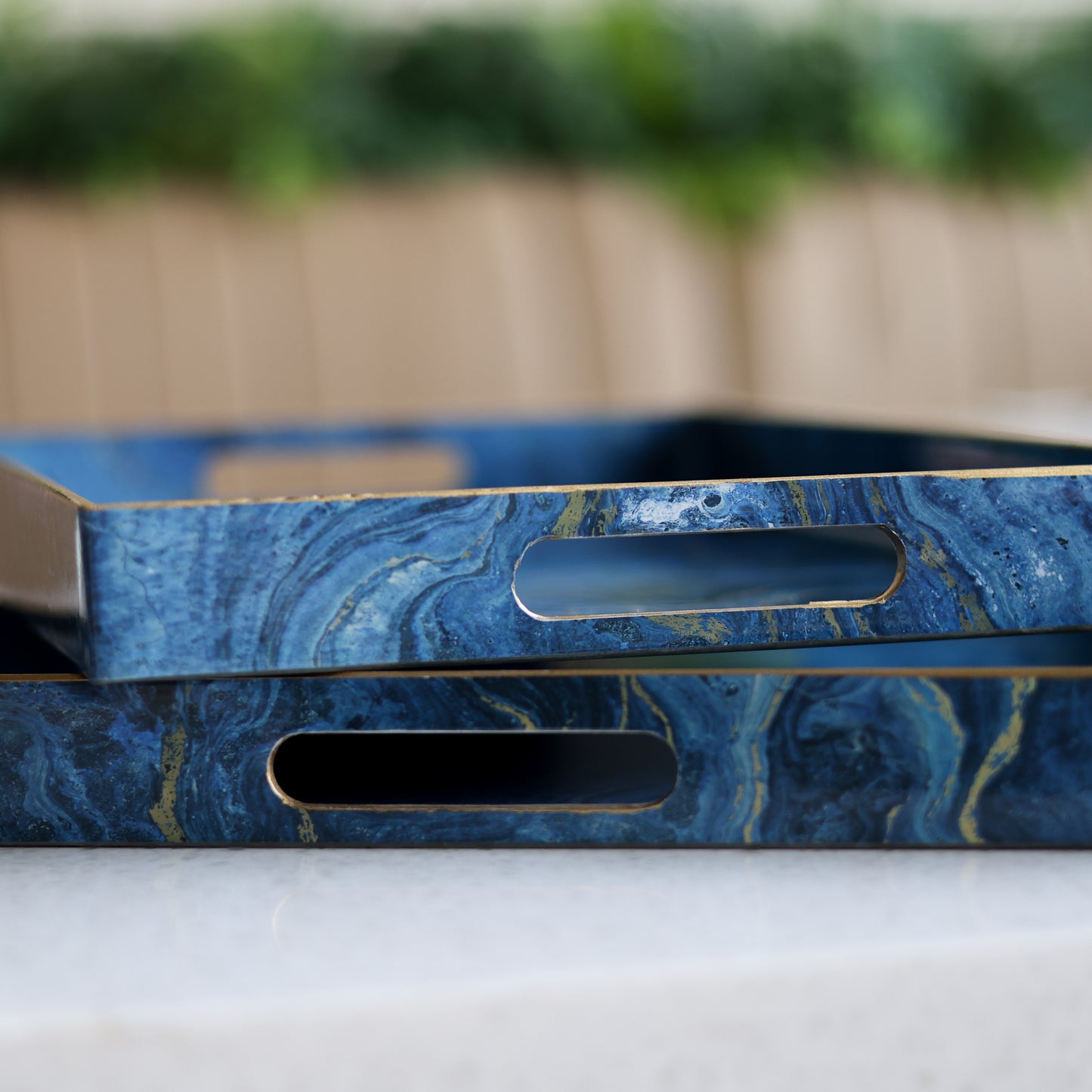 Set of 2 Blue marble effect trays